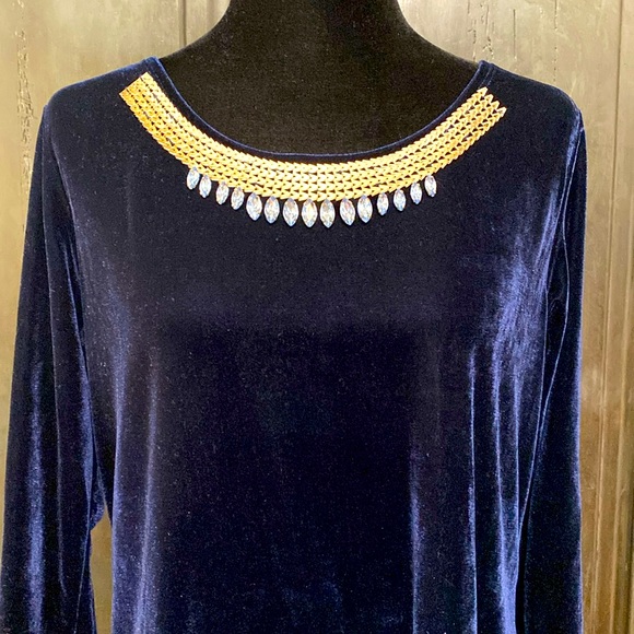 La Vanya Midnight Blue Velvet long sleeves Tunic w/rhinestones -Size Medium - Picture 4 of 9